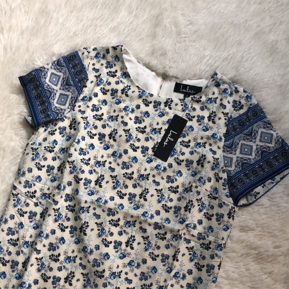 Lulu’s NWT Let’s Travel The World White Floral Print Shift Dress 💙 - Picture 6 of 12
